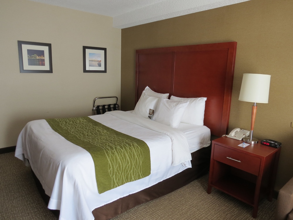 Image of Comfort Inn Dartmouth
