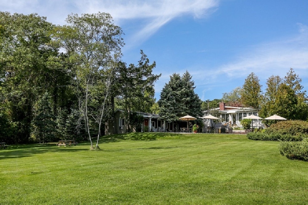 Image of Hampton Hamlet Inn