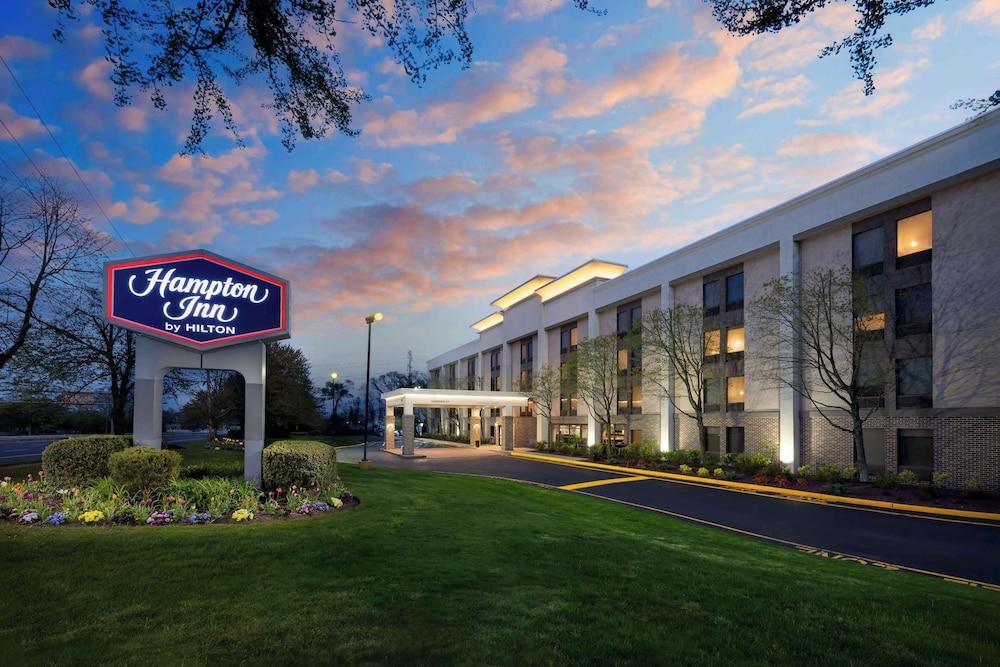 Image of Hampton Inn Islandia