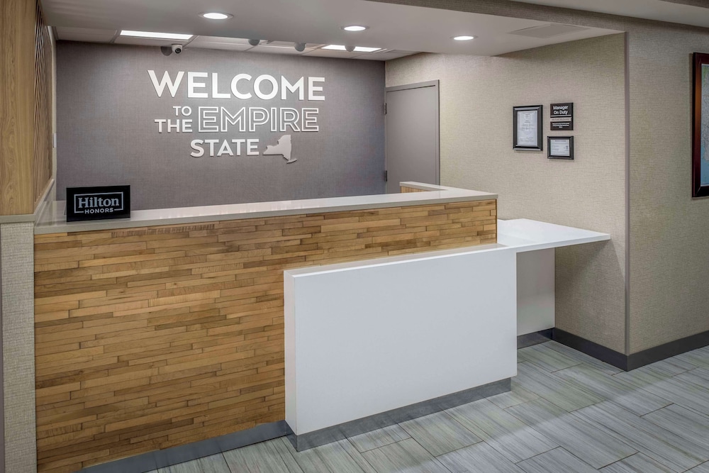 Image of Hampton Inn Long Island/Commack