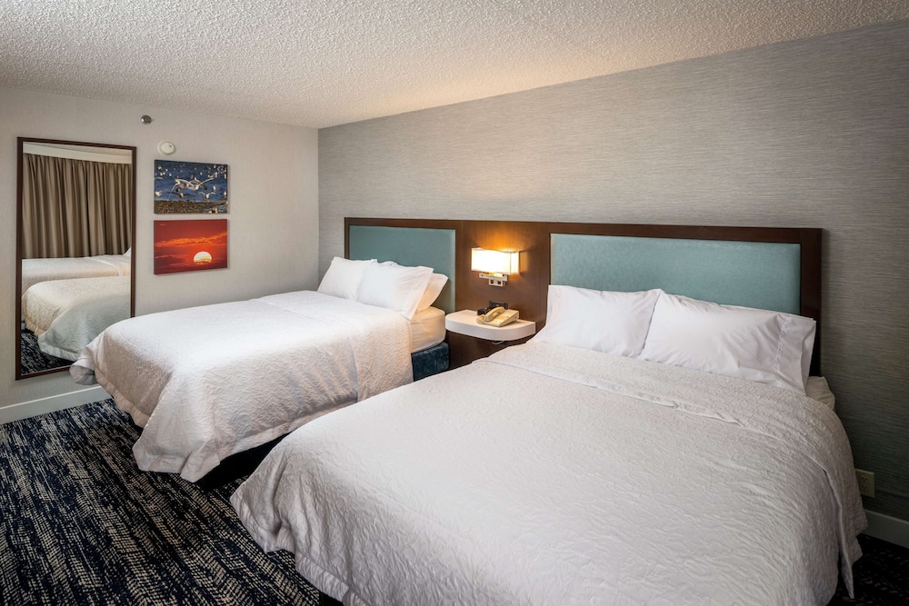 Image of Hampton Inn Long Island/Commack