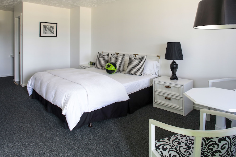 Image of Sole Beach Hotel