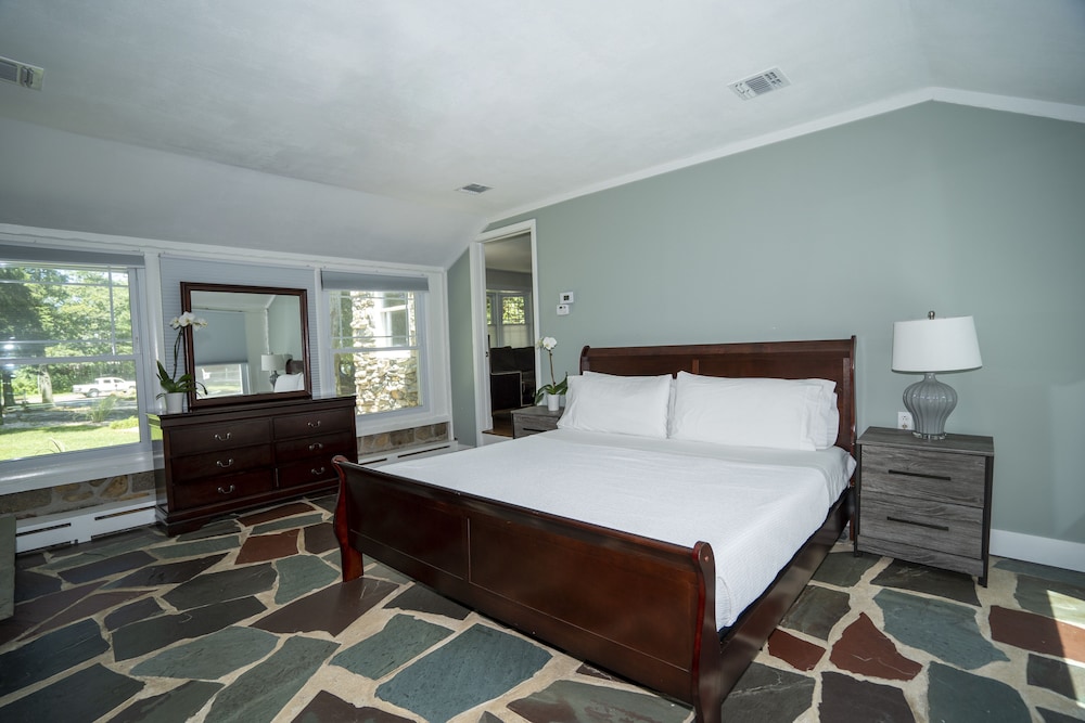 Image of Hamptons Vacation Inn