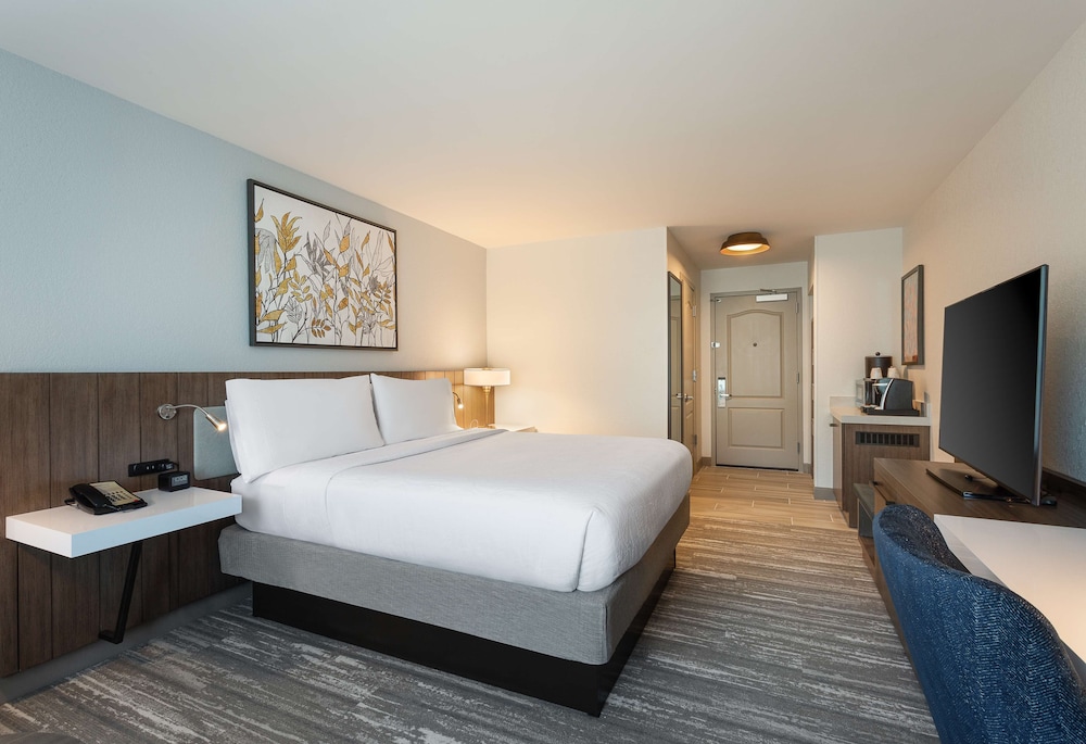 Image of Hilton Garden Inn Melville