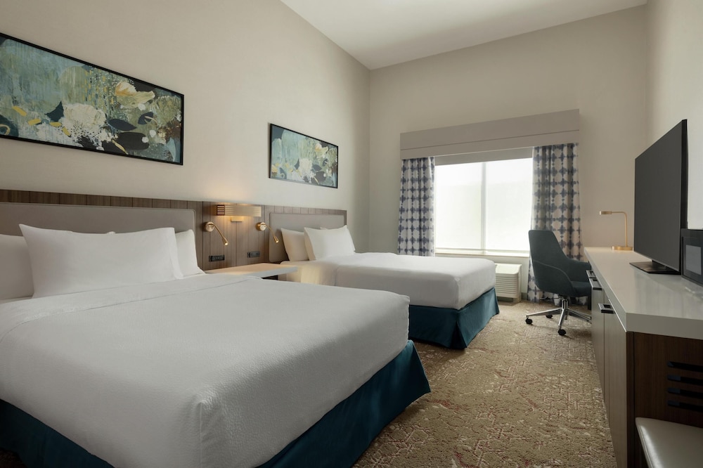 Image of Hilton Garden Inn Riverhead