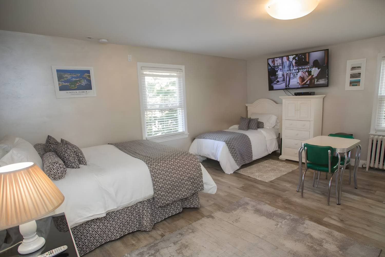 Image of Uihlein's West Lake Drive Motel