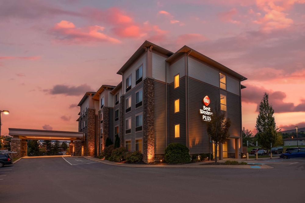 Image of Best Western Plus University Park Inn & Suites