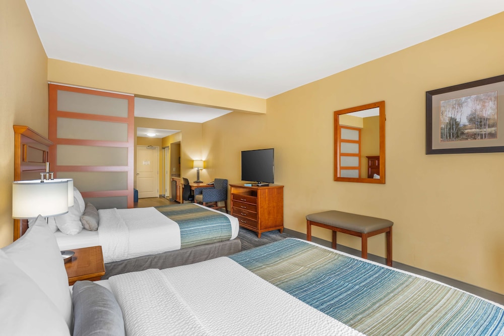 Image of Best Western Plus University Park Inn & Suites