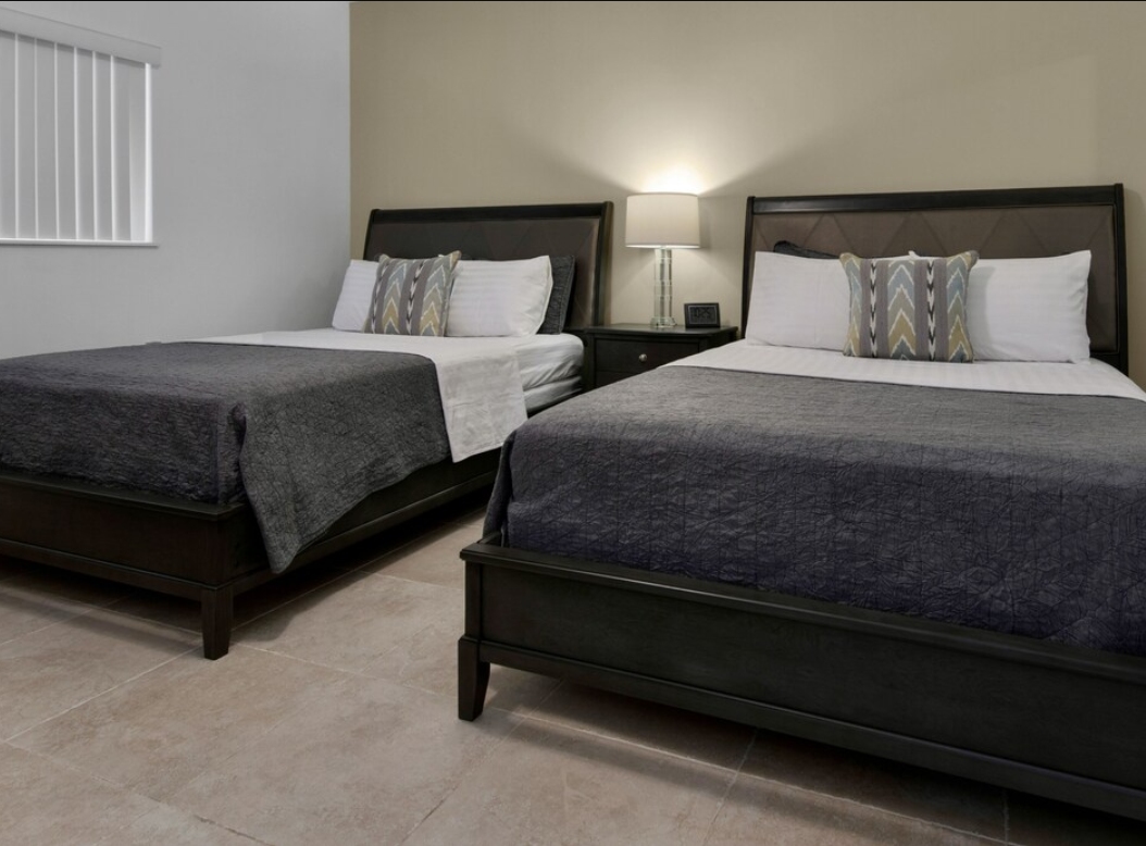 Image of Regency 810