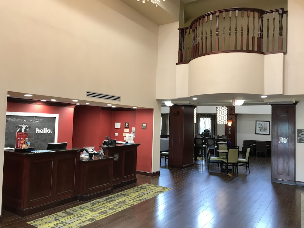 Image of Hampton Inn & Suites - Mill Hall (Lamar)