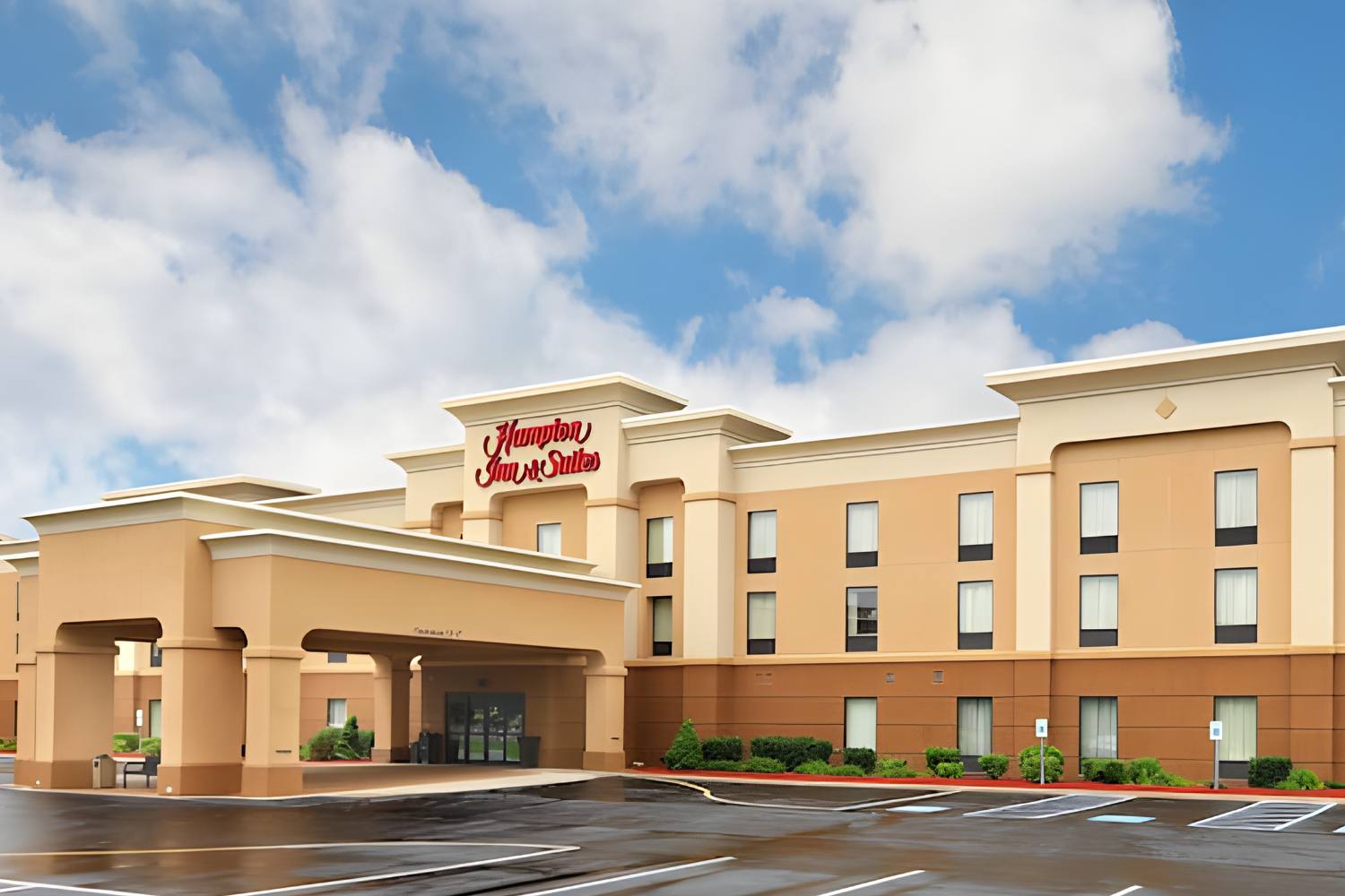 Image of Hampton Inn & Suites - Mill Hall (Lamar)