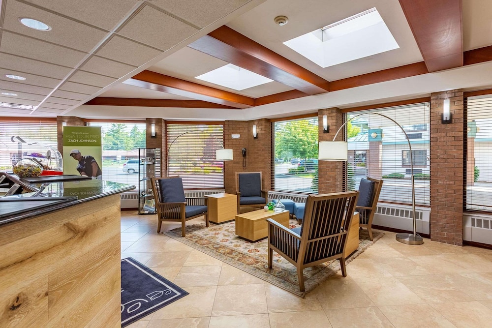 Image of Country Inn & Suites by Radisson Traverse City