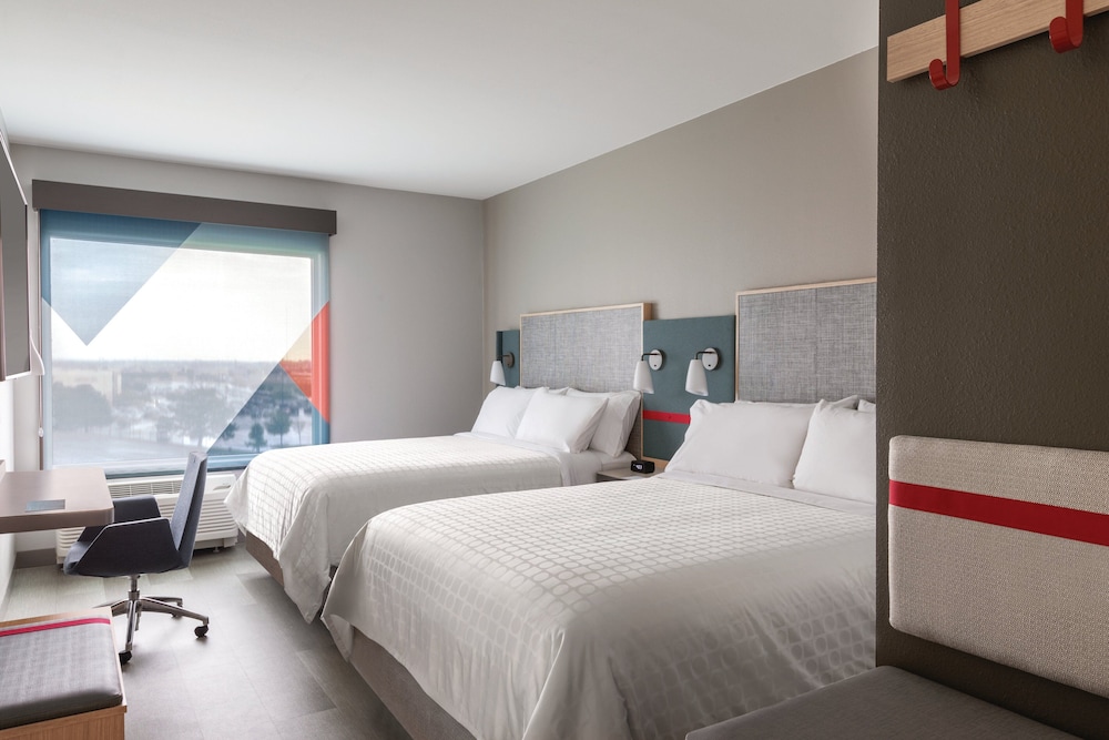 Image of avid Hotel Traverse City