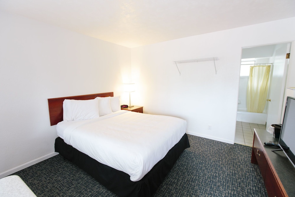 Image of Grand Traverse Motel