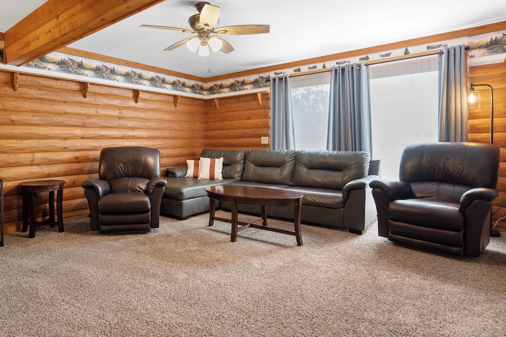 Image of Live Suites
