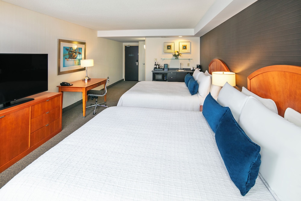 Image of Cambridge Suites Hotel Halifax