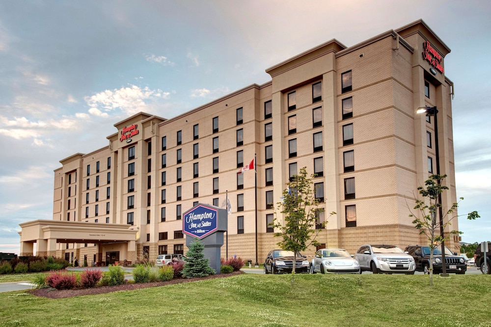Image of Hampton Inn & Suites Dartmouth