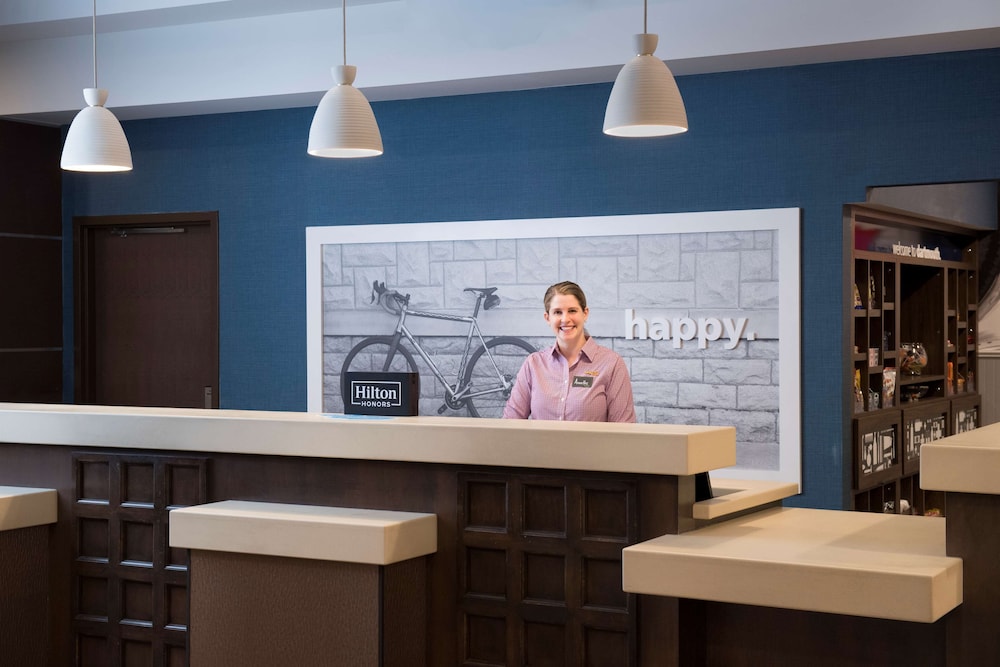 Image of Hampton Inn & Suites Dartmouth