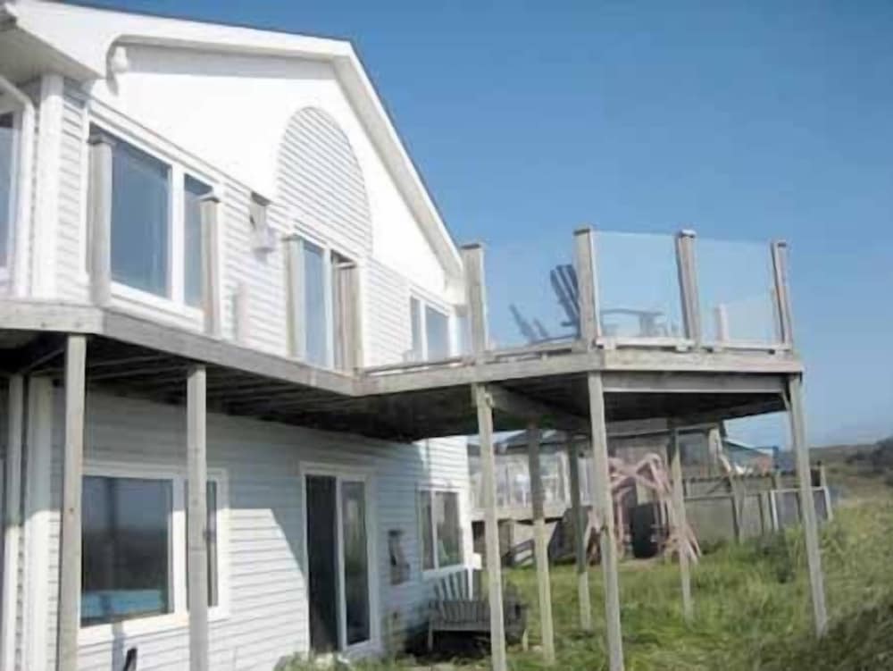 Image of Moonlight Beach Suites