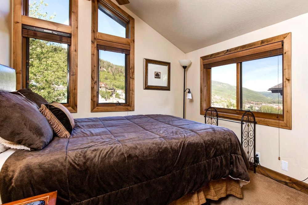 Image of KBM Resorts | In the Heart of Old Town,Walk to Main St., Easy access shuttle to PCMR or DV Resorts, Private Hot Tub! POA-504b
