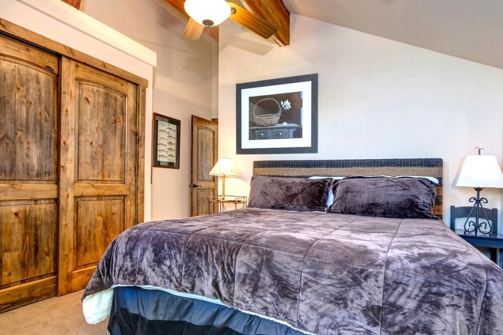 Image of KBM Resorts | In the Heart of Old Town,Walk to Main St., Easy access shuttle to PCMR or DV Resorts, Private Hot Tub! POA-504b