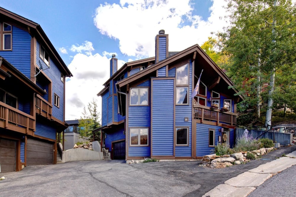 Image of KBM Resorts | In the Heart of Old Town,Walk to Main St., Easy access shuttle to PCMR or DV Resorts, Private Hot Tub! POA-504b