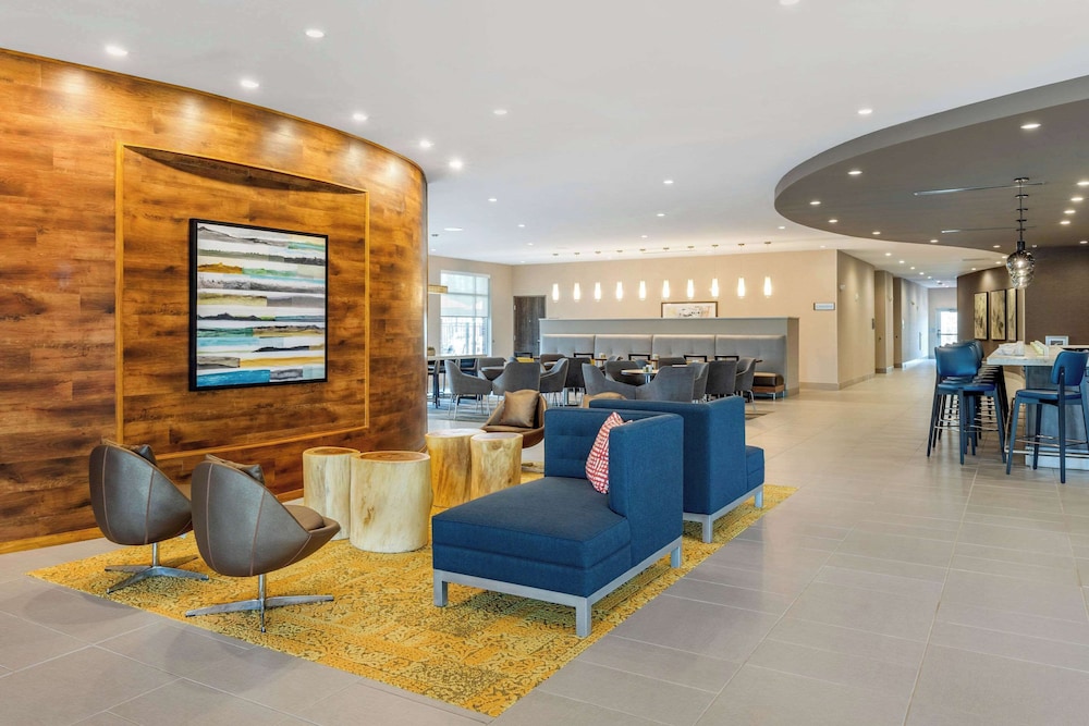 Image of DoubleTree by Hilton Summerville Nexton