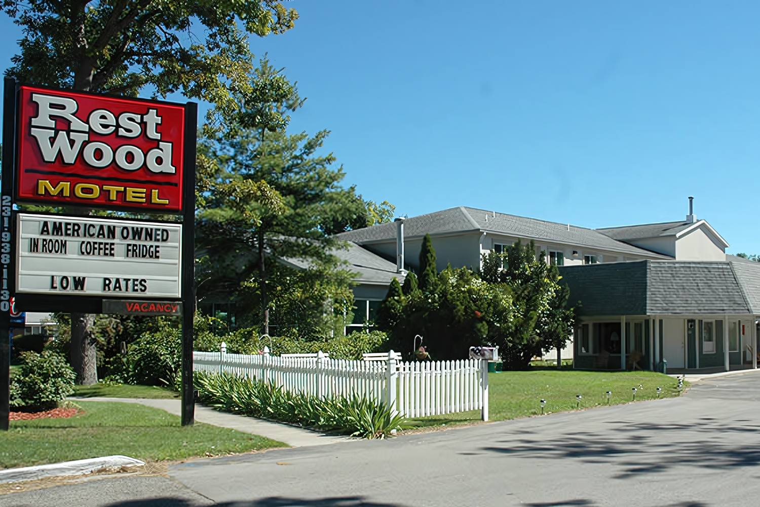 Image of Restwood Motel