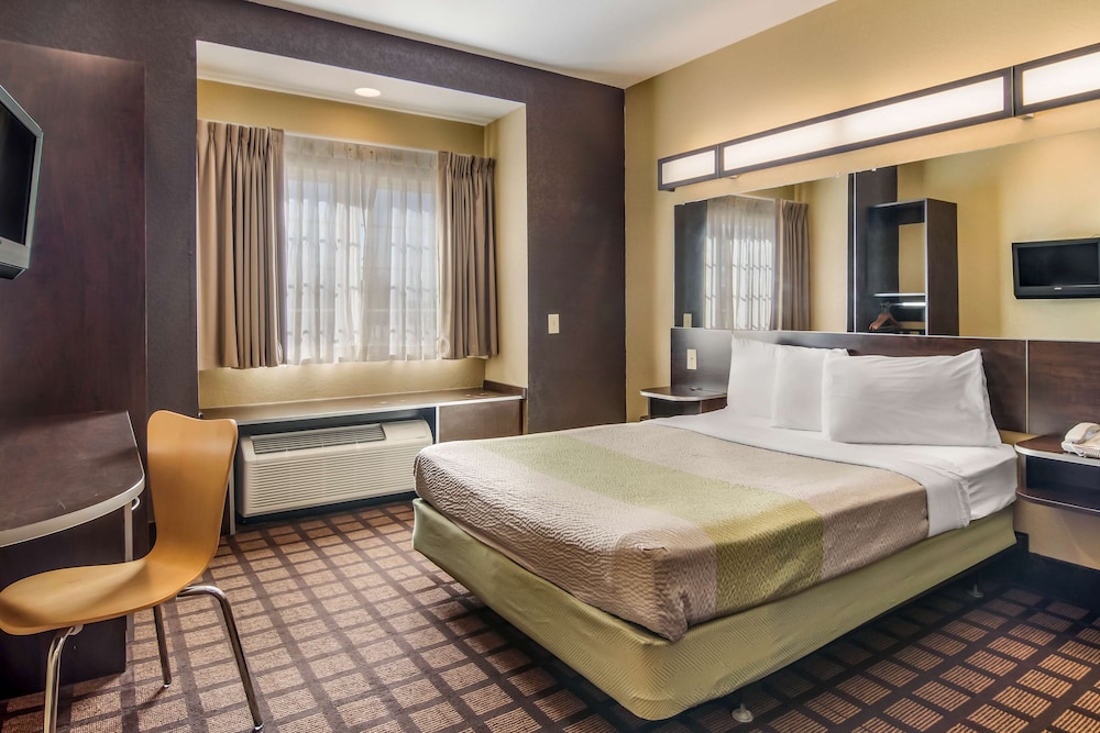 Image of Motel 6 Canton, GA