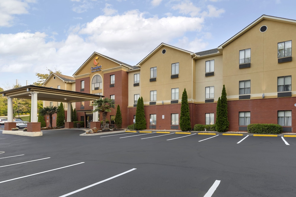 Image of Comfort Inn & Suites Canton Riverstone Area
