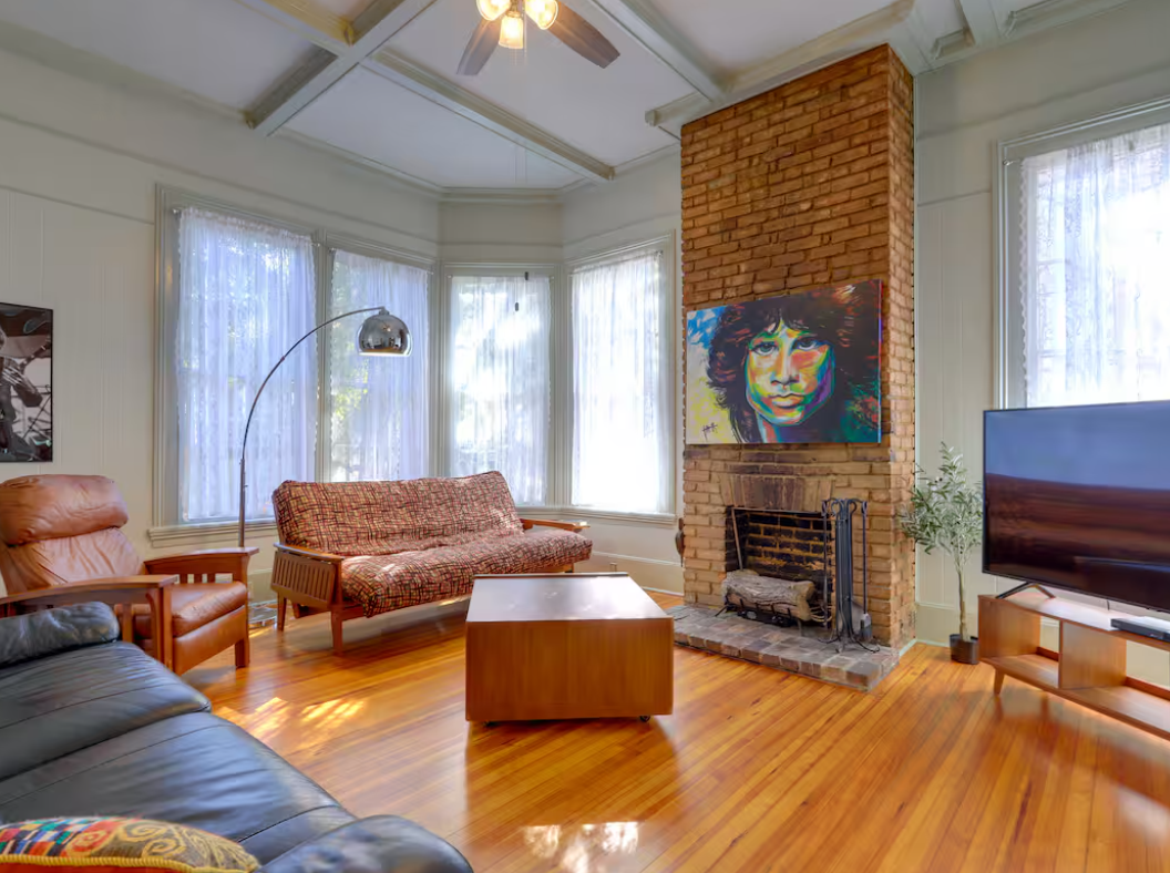 Image of Southern Rock Mansion