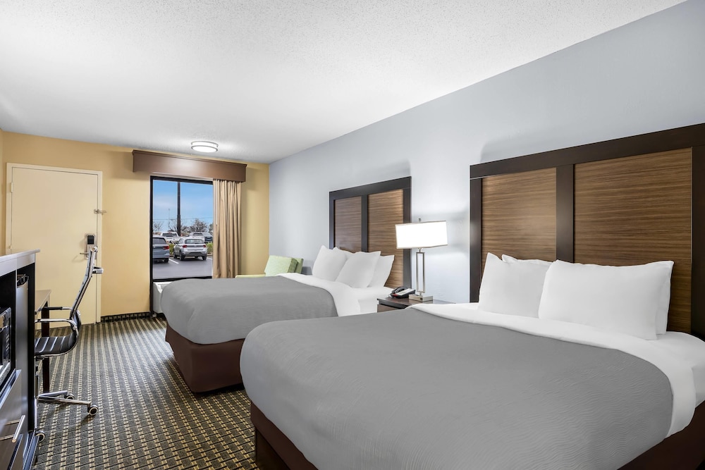 Image of Quality Inn Perry