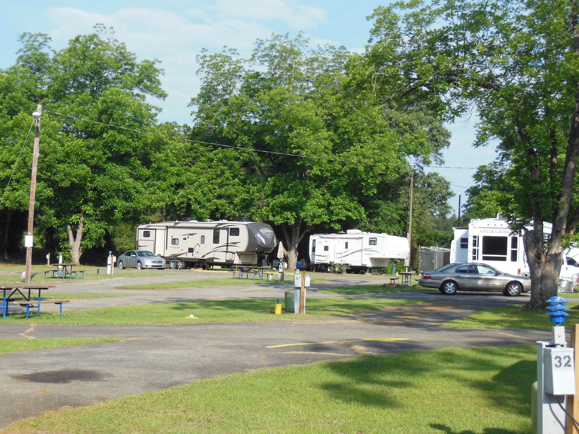 Image of Crossroads Travel RV Park