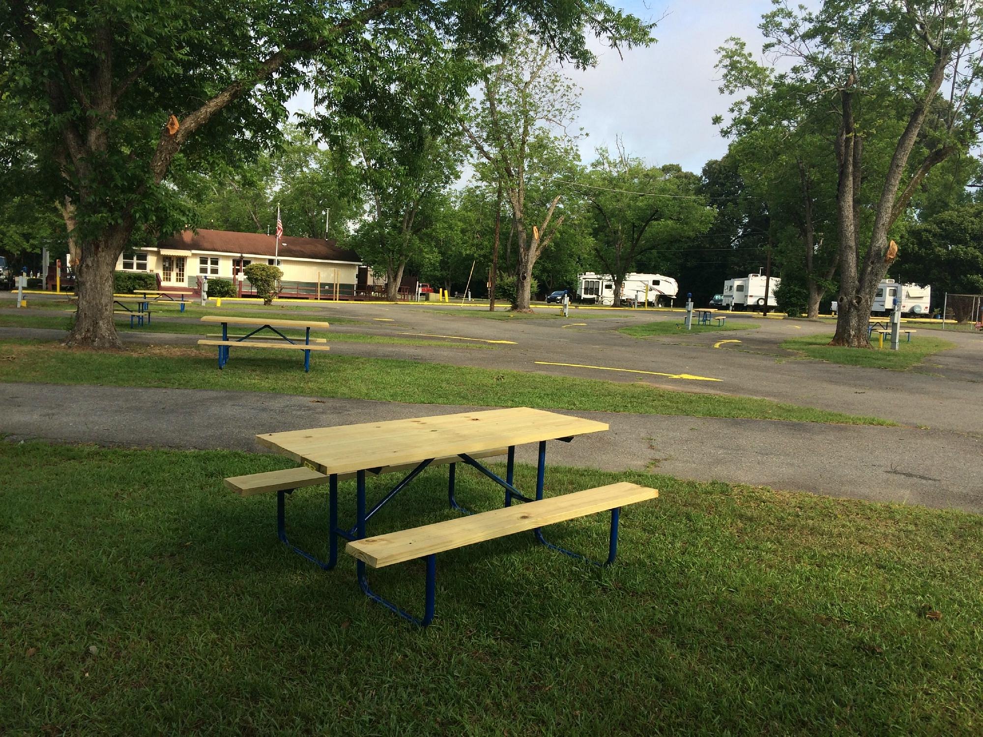 Image of Crossroads Travel RV Park