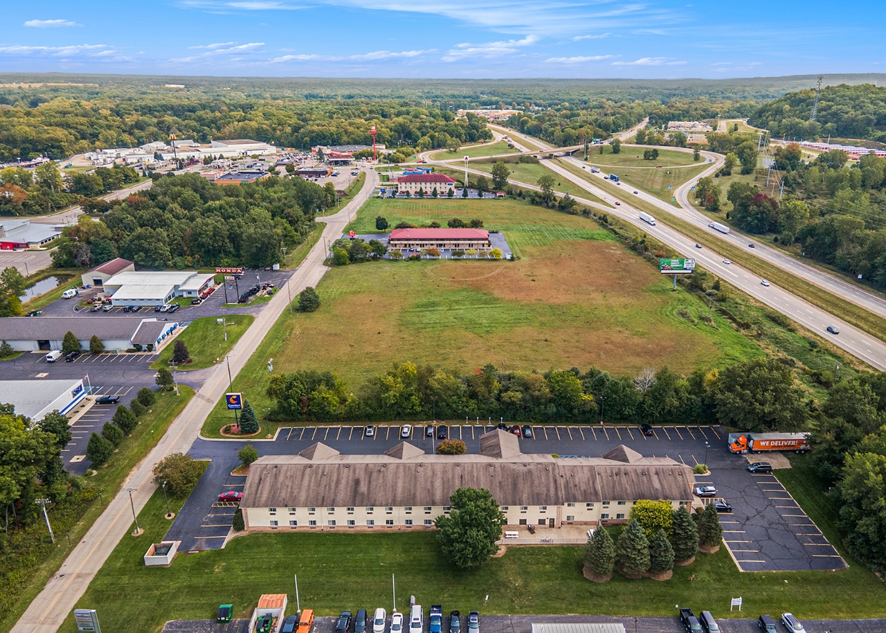 Image of Comfort Inn & Suites Paw Paw