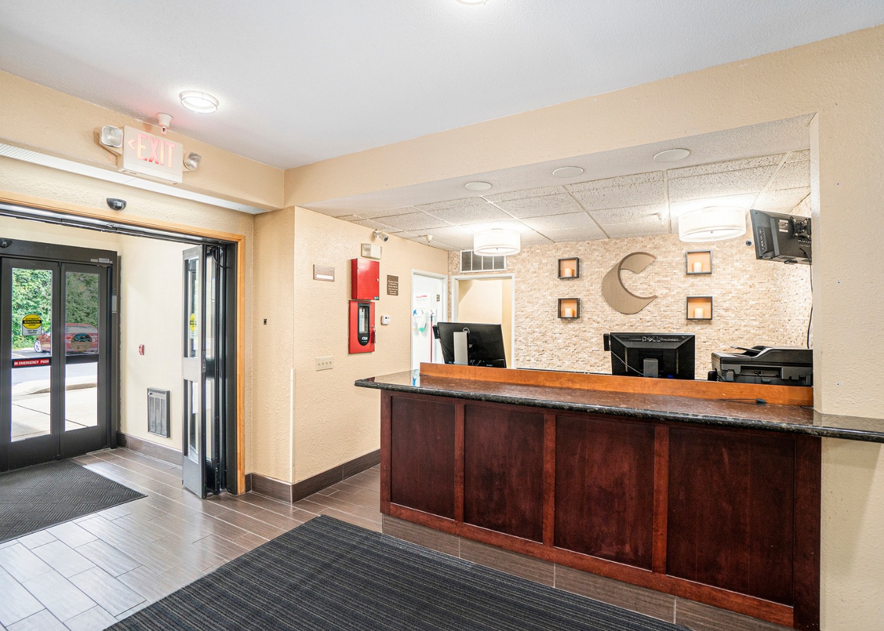 Image of Comfort Inn & Suites Paw Paw