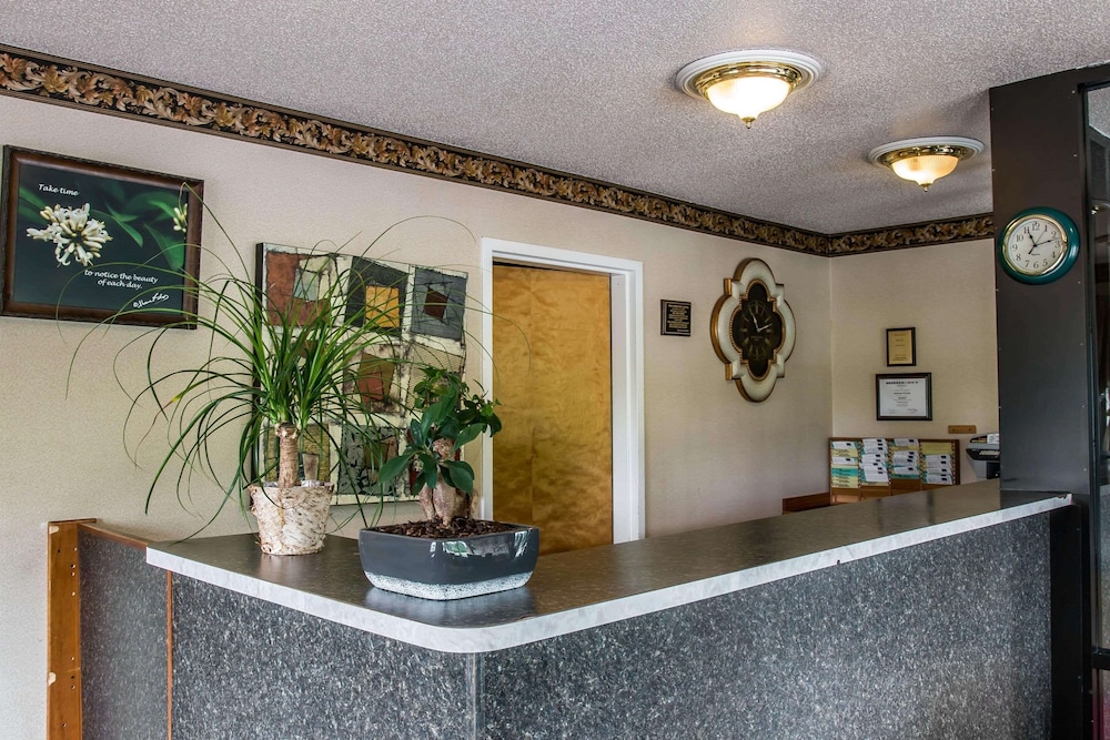 Image of Econo Lodge (Paw Paw)