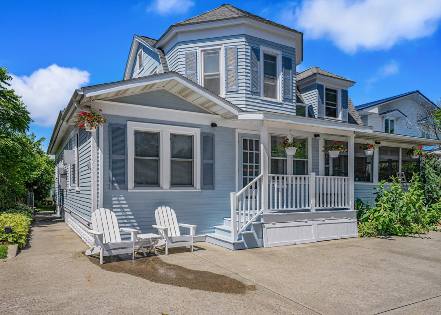 Image of MichiMonaMac Lakeshore Cottages
