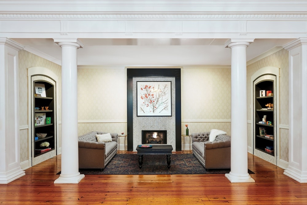 Image of Inn at Carnall Hall