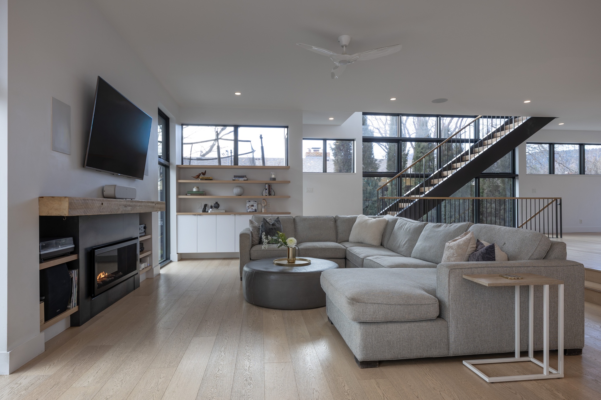 Image of Meadow Lawn Park Estate: Resort-Style Living Near Pearl Street