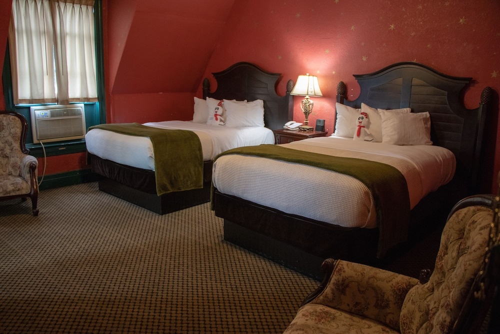 Image of Crescent Hotel and Spa