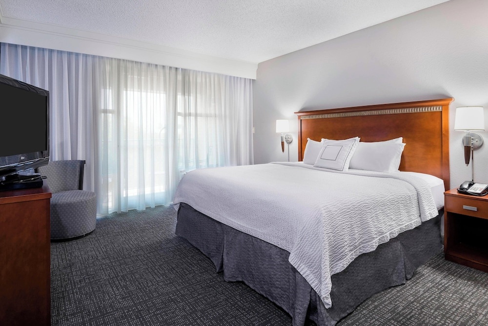 Image of Courtyard by Marriott Little Rock Downtown