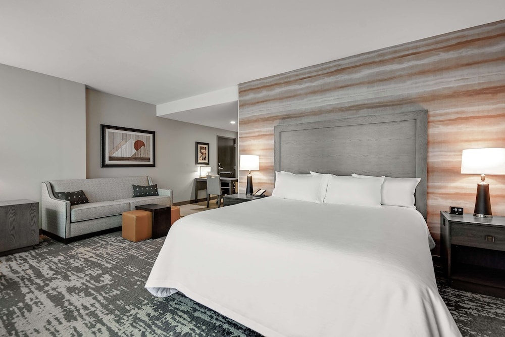 Image of Embassy Suites Jonesboro/Red Wolf Convention Center