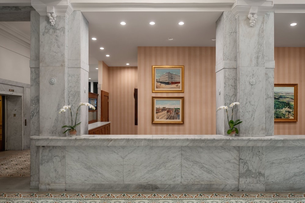 Image of Capital Hotel