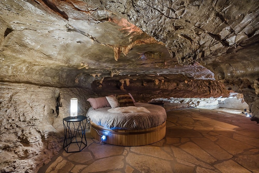 Image of Beckham Creek Cave Lodge