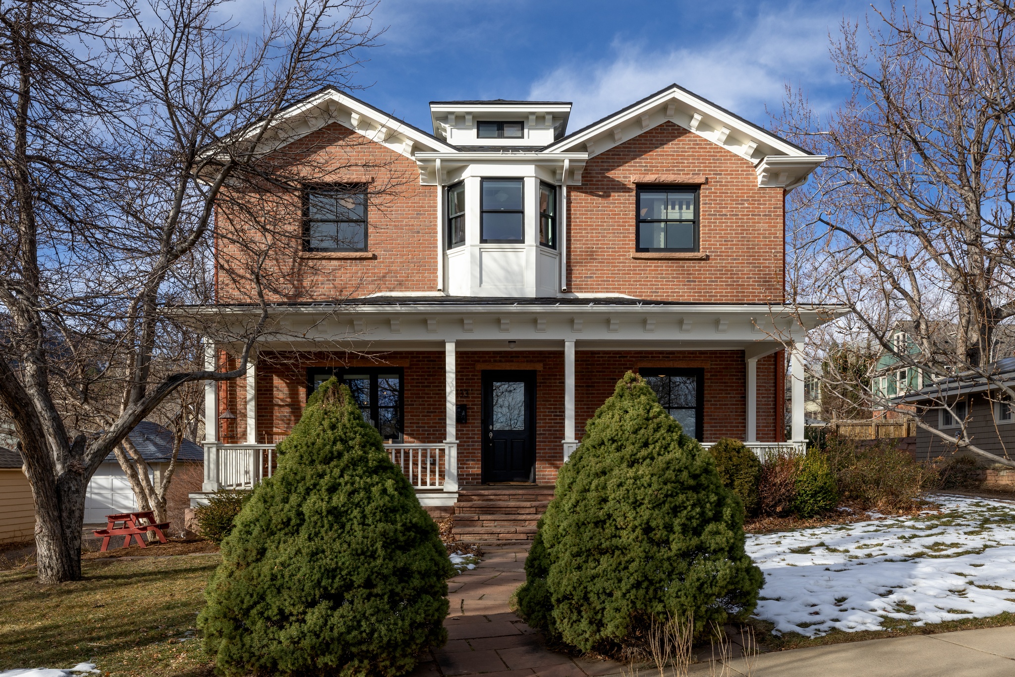 Image of Elevated Living at the Edge of Mapleton Hill