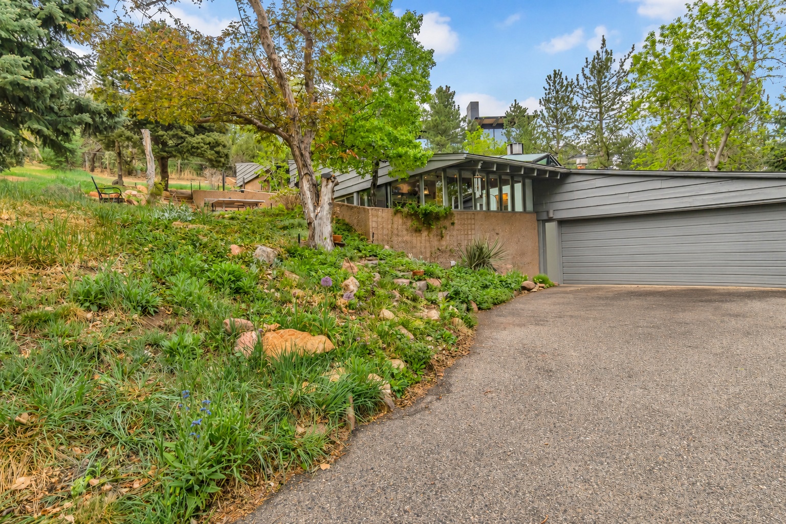 Image of Elegant Downtown Boulder Retreat