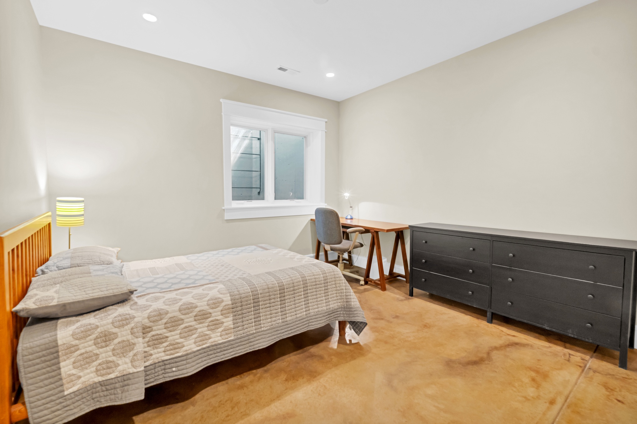 Image of Mapleton Hill Elegance