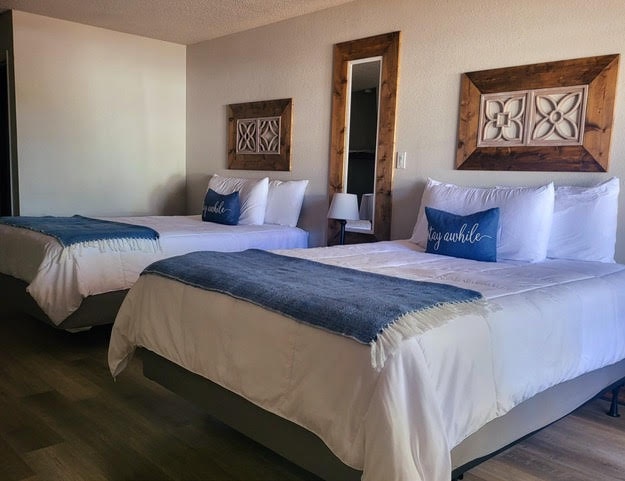Image of Heber Springs Hotel & Resort