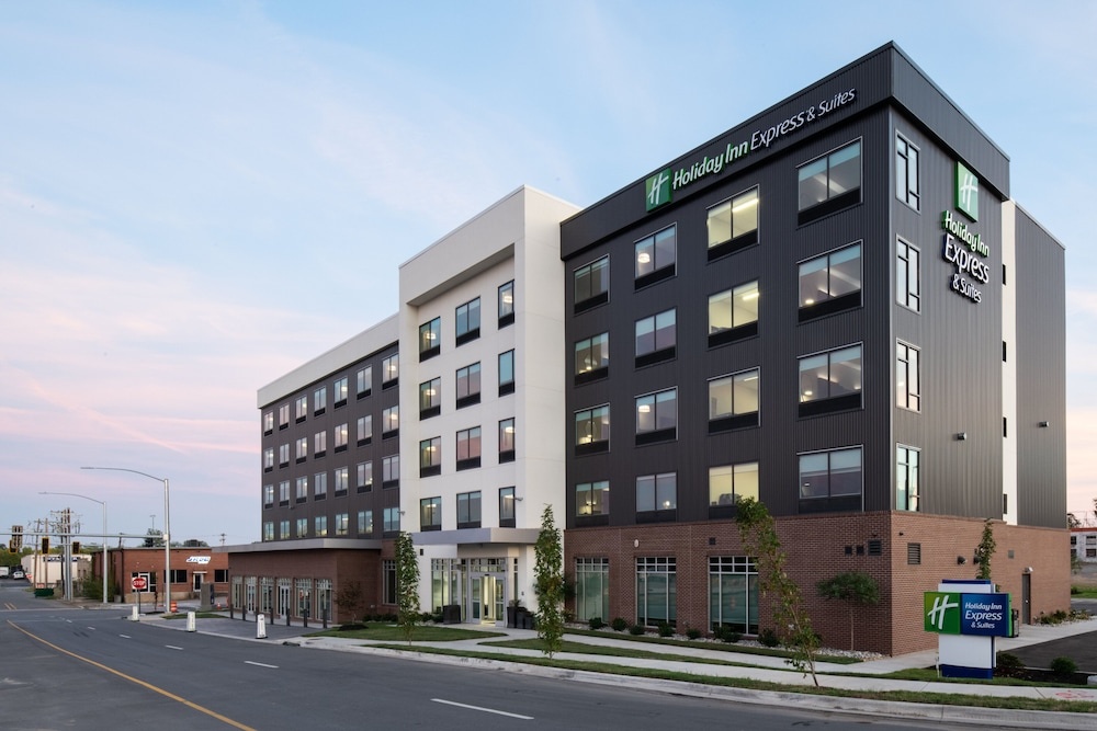 Image of Holiday Inn Express & Suites Little Rock Downtown